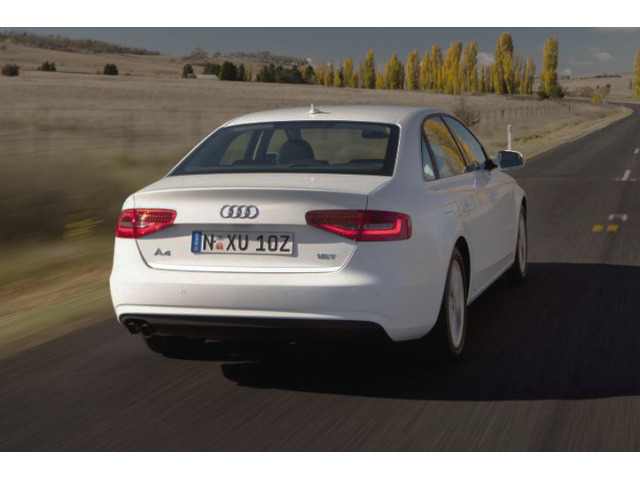 ChromZierleiste für Kofferraum Audi A4 série 3 phase 2 1115