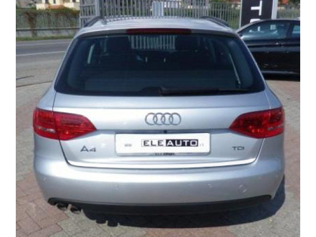 ChromZierleiste für Kofferraum Audi A4 série 3 phase 2 avant 1115