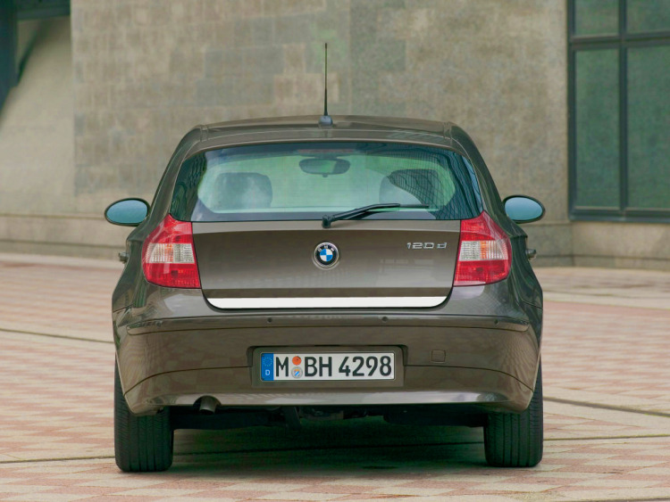 Chrom-Zierleiste f&uuml;r Kofferraum BMW S&eacute;rie 1 E87 04-07
