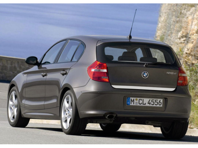 ChromZierleiste für Kofferraum BMW Série 1 E87 LCI 0711