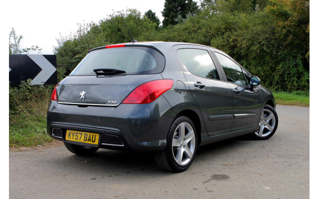 ChromZierleiste für Kofferraum