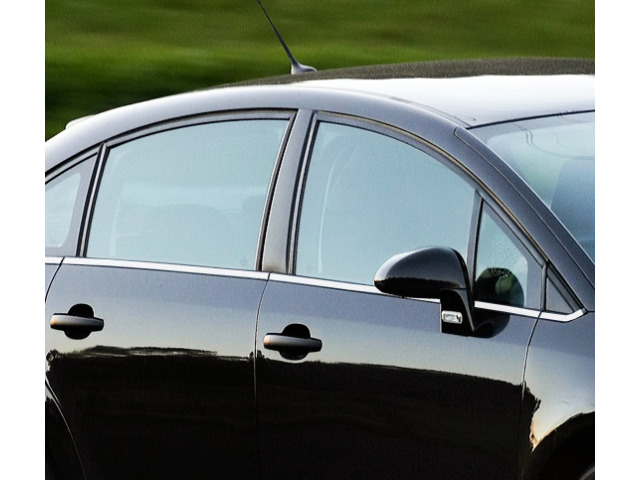 ZierChromleiste für seitliche Autofensterkonturen