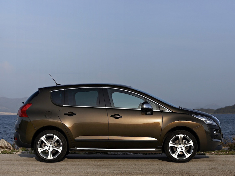 Chromleiste f&uuml;r die untere Fensterkontur Peugeot 3008 (09-13)