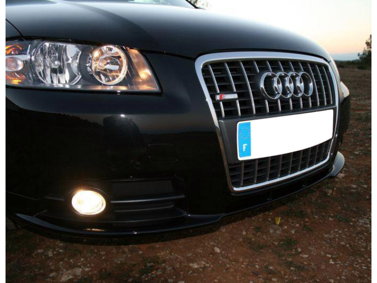 Chromleiste f&uuml;r K&uuml;hlergrill Audi A3 s&eacute;rie 2 03-08 Audi A3 S&eacute;rie 2 Sportback 04-08 Audi S3 06-26 Audi S3 sportback 06-26 v2