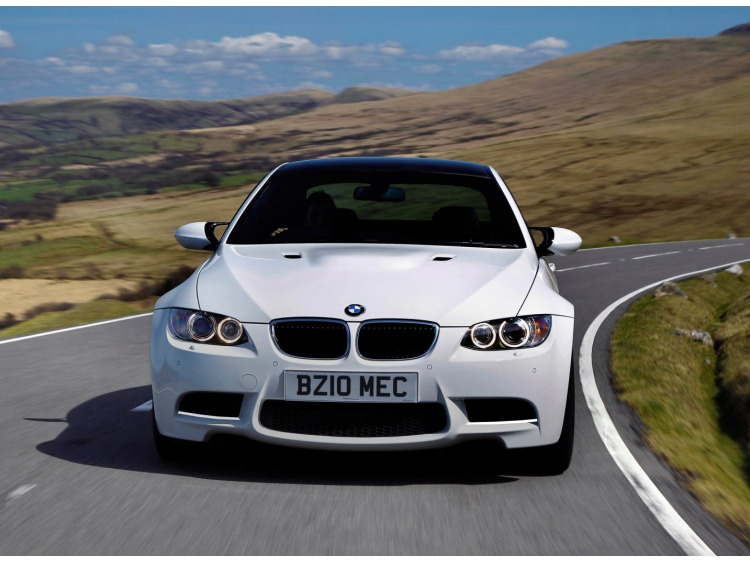 Chromzierleiste f&uuml;r K&uuml;hlergrill BMW M3 E90 Berline 07-08 BMW M3 E90 Berline LCI 08-11 BMW M3 E92 Coup&eacute; 07-10 BMW M3 E92 Coup&eacute; LCI 09-13 BMW M3 E93 Cabriolet 08-10 BMW M3 E93 Cabriolet LCI 09-13