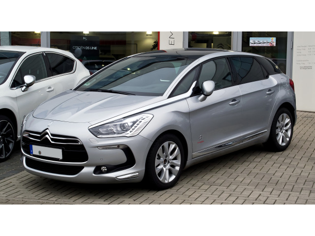 ZierChromleiste für KühlergrillOberteil Citroën DS 5
