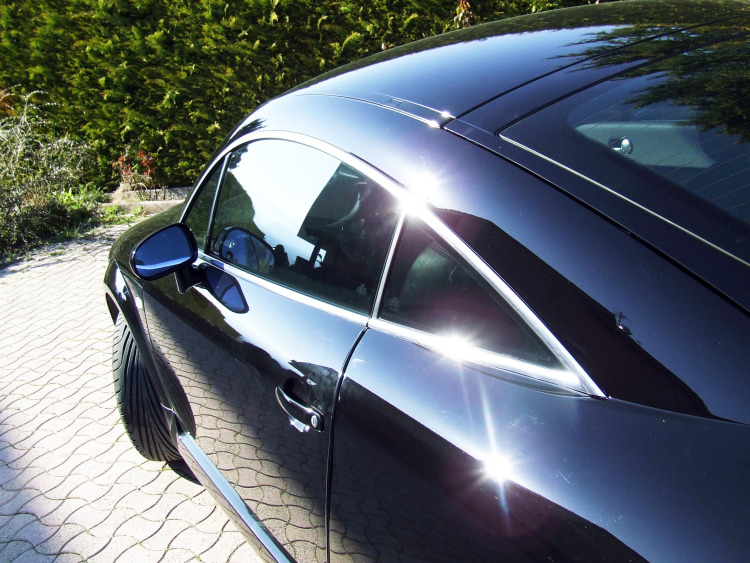 Zier-Chromleiste f&uuml;r seitliche Autofensterkonturen Audi TT S&eacute;rie 1 98-06 Audi TT S&eacute;rie 2 06-14 Audi TT RS Audi TTS