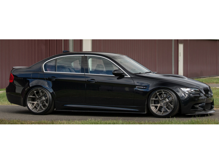 Zier-Chromleiste f&uuml;r seitliche Autofensterkonturen BMW M3 E90 Berline 07-08 BMW M3 E90 Berline LCI 08-11 BMW M3 E92 Coup&eacute; 07-10 BMW M3 E92 Coup&eacute; LCI 09-13 BMW M3 E93 Cabriolet 08-10 BMW M3 E93 Cabriol